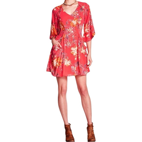 Free People Dresses & Skirts - Free People Eyes On You Floral Print Trapeze Dress